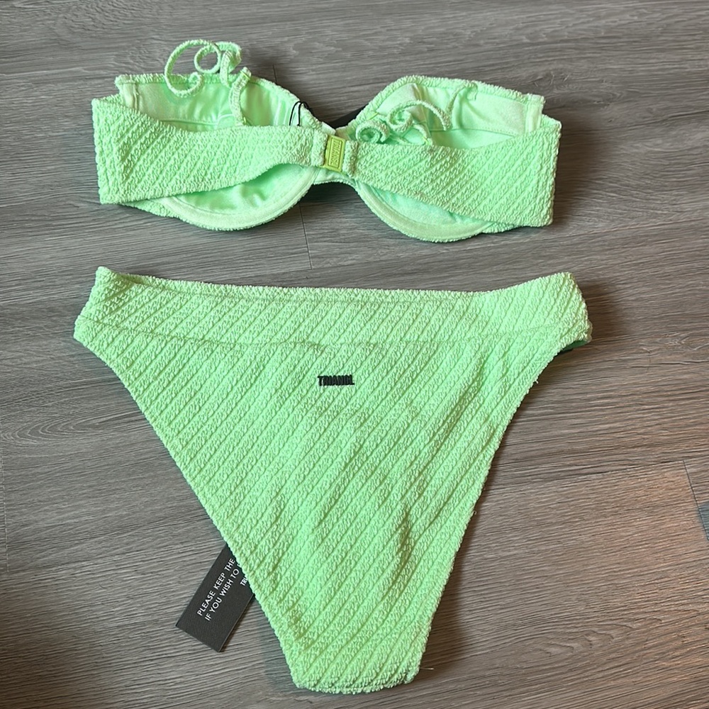 Triangl Lime Green swimsuit set with bag. - Picture 6 of 11